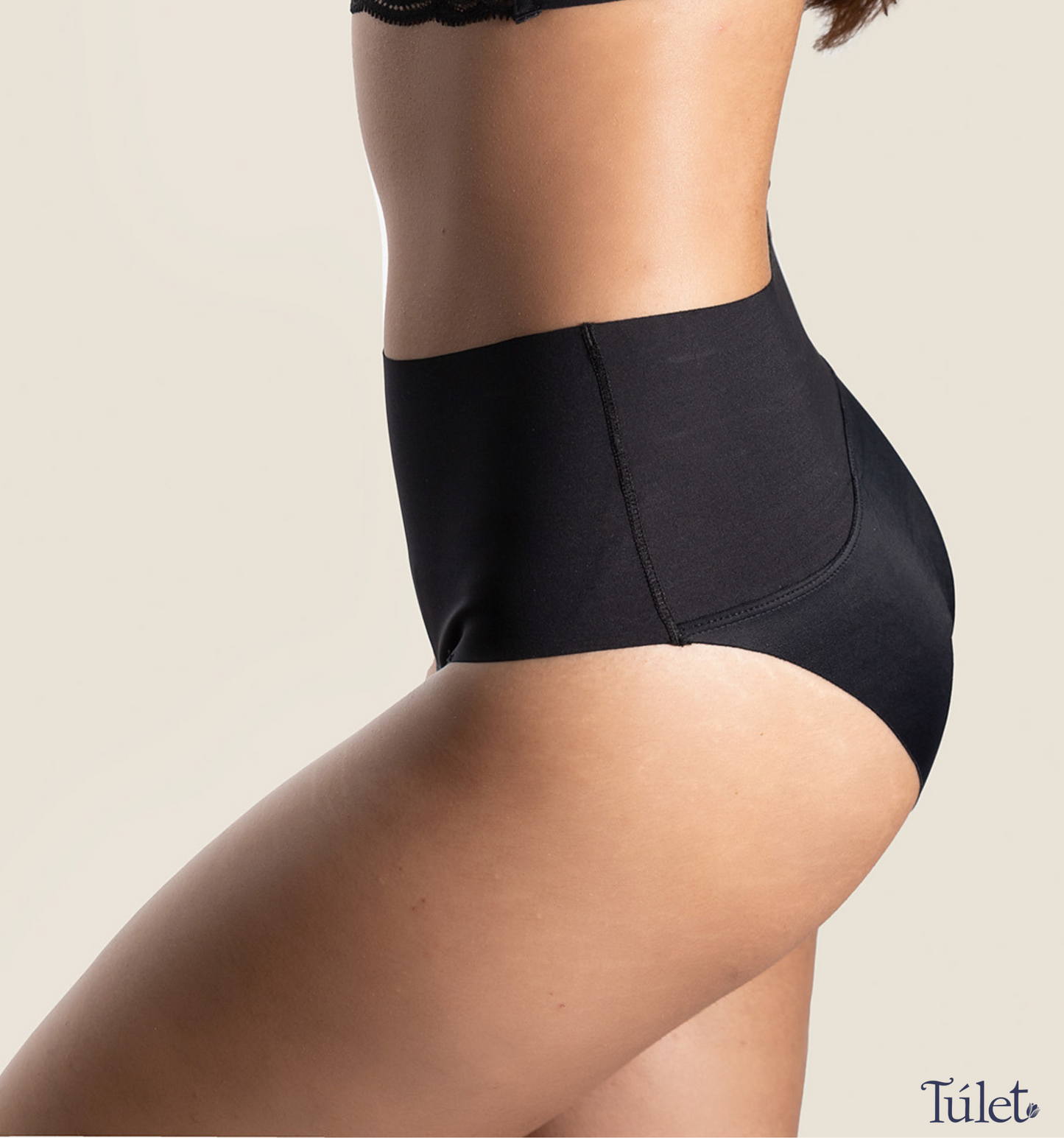 Panty talle alto con control medio de abdomen, invisible