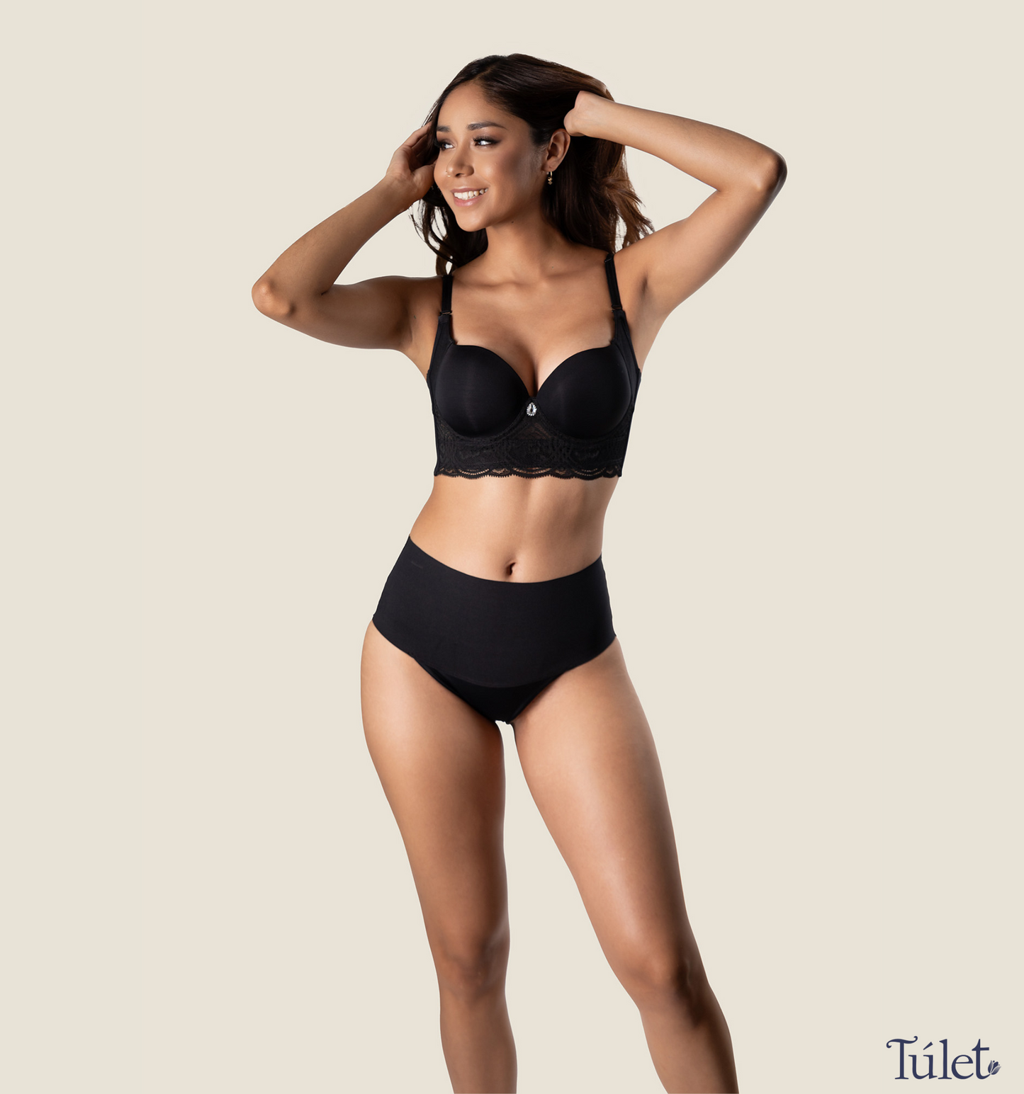 Panty talle alto con control medio de abdomen, invisible
