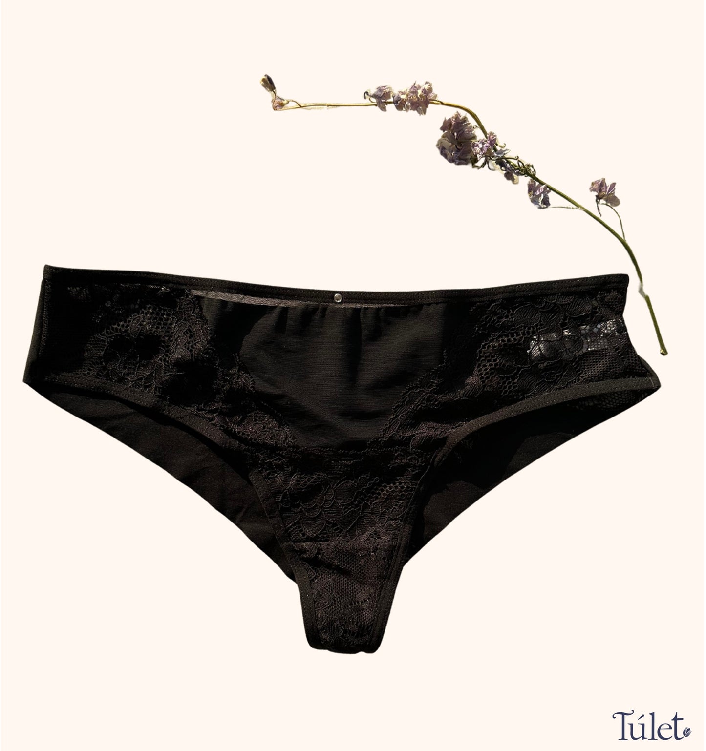 Panty bikini con encaje invisible